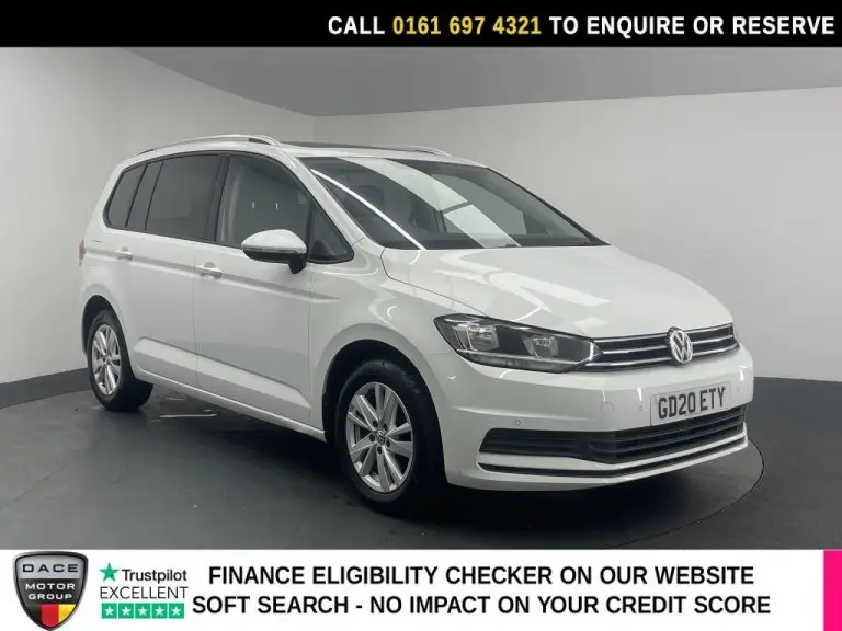 Used 2020 WHITE VOLKSWAGEN TOURAN MPV 1.5 TSI EVO SE Family MPV 5dr Petrol DSG Euro 6 (s/s) (150 ps) PETROL (reg. 2020-08-25) (Automatic) for sale in Stockport