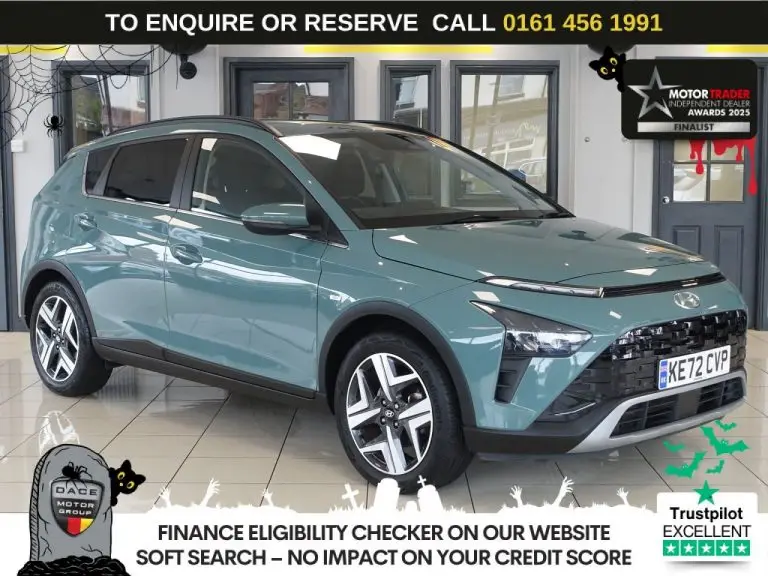 Used 2023 GREEN HYUNDAI BAYON SUV 1.0 T-GDi MHEV Premium SUV 5dr Petrol Hybrid DCT Euro 6 (s/s) (100 ps) PETROL HYBRID (reg. 2023-02-22) (Automatic) for sale in Stockport
