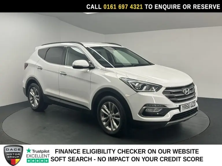 Used 2016 WHITE HYUNDAI SANTA FE SUV 2.2 CRDi Blue Drive Premium SUV 5dr Diesel Auto 4WD Euro 6 (s/s) (200 ps) DIESEL (reg. 2016-09-26) (Automatic) for sale in Stockport