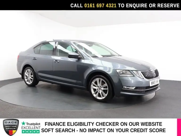 Used 2019 GREY SKODA OCTAVIA Hatchback 1.5 TSI GPF ACT SE L Hatchback 5dr Petrol DSG Euro 6 (s/s) (150 ps) PETROL (reg. 2019-06-29) (Automatic) for sale in Stockport