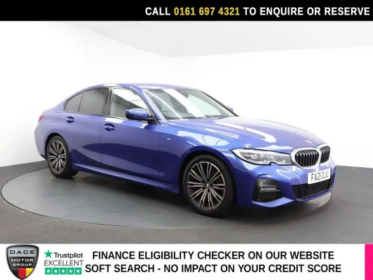 Used 2021 BLUE BMW 3 SERIES Saloon 2.0 318i M Sport Saloon 4dr Petrol Auto Euro 6 (s/s) (156 ps) PETROL (reg. 2021-08-23) (Automatic) for sale in Stockport