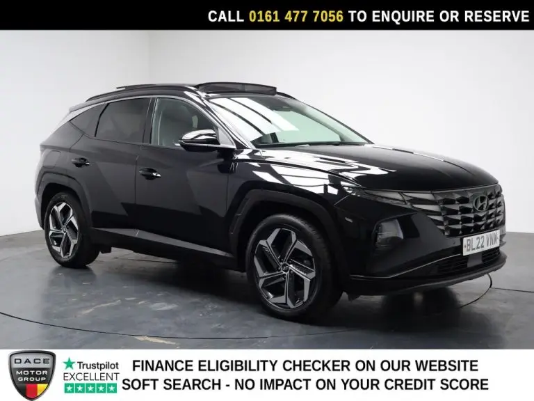 Used 2022 BLACK HYUNDAI TUCSON SUV 1.6 h T-GDi 13.8kWh Ultimate SUV 5dr Petrol Plug-in Hybrid Auto 4WD Euro 6 (s/s) (265 ps) PETROL PLUG-IN HYBRID (reg. 2022-07-12) (Automatic) for sale in Stockport